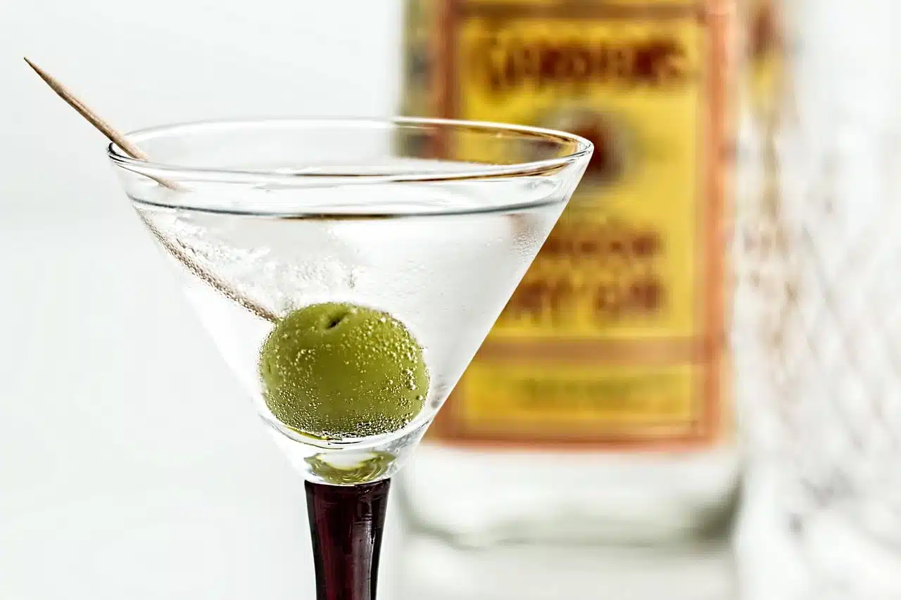 dream meaning Bartender