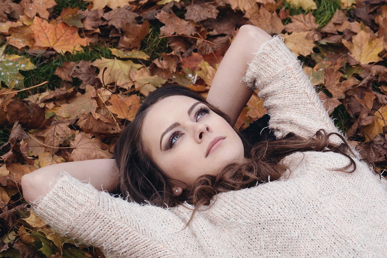 dream meaning Brunette