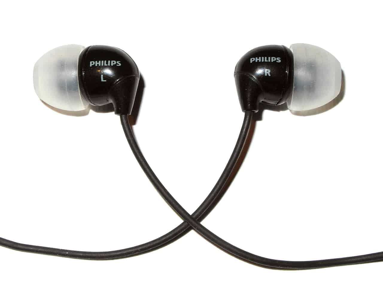 dream meaning Earplugs