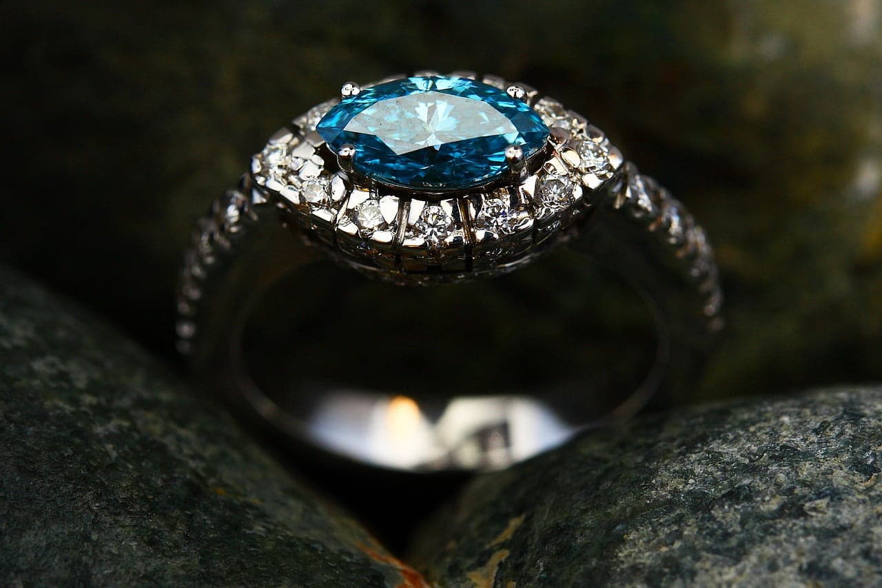 dream meaning Emerald Ring