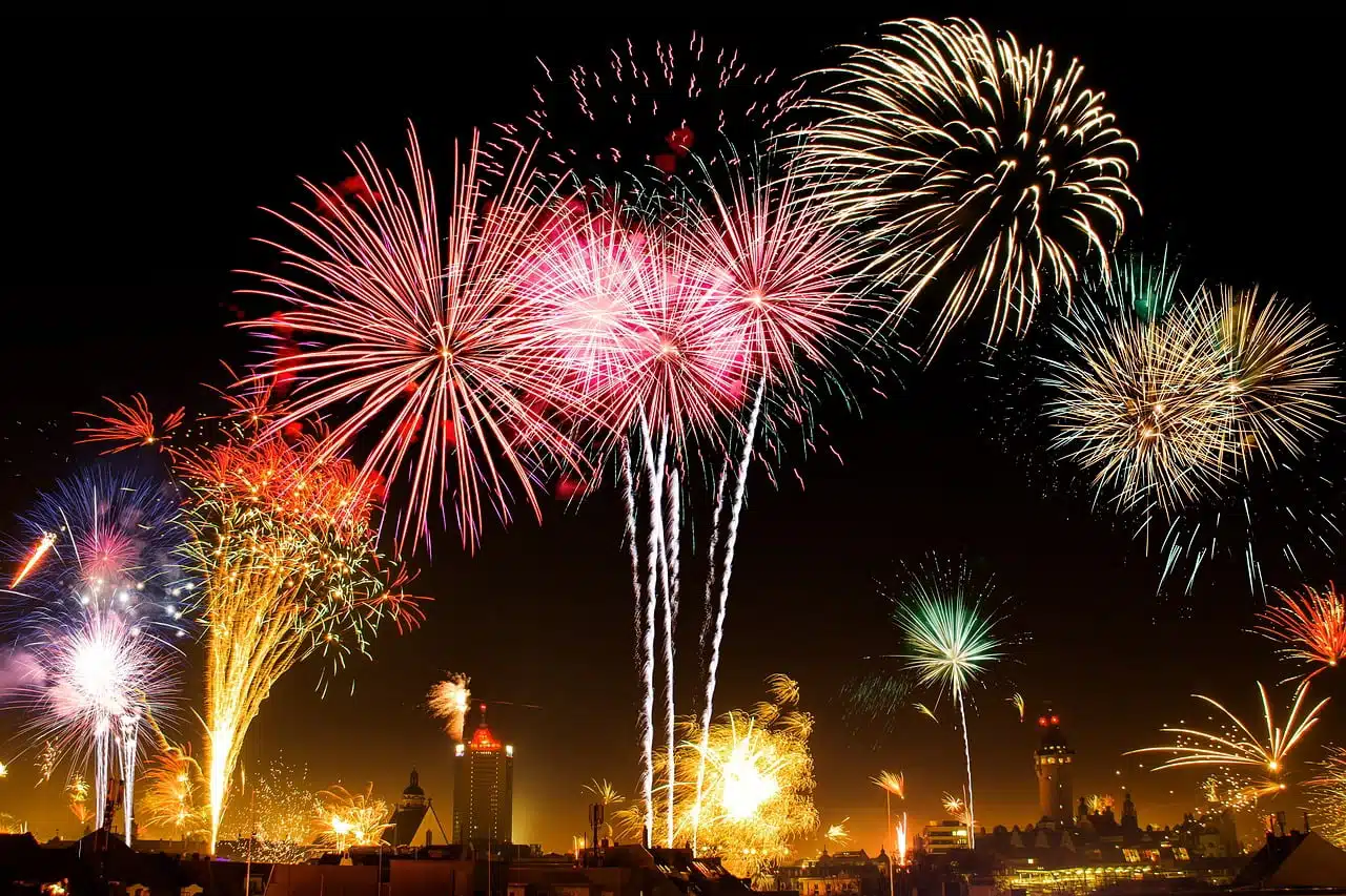 dream meaning Fireworks