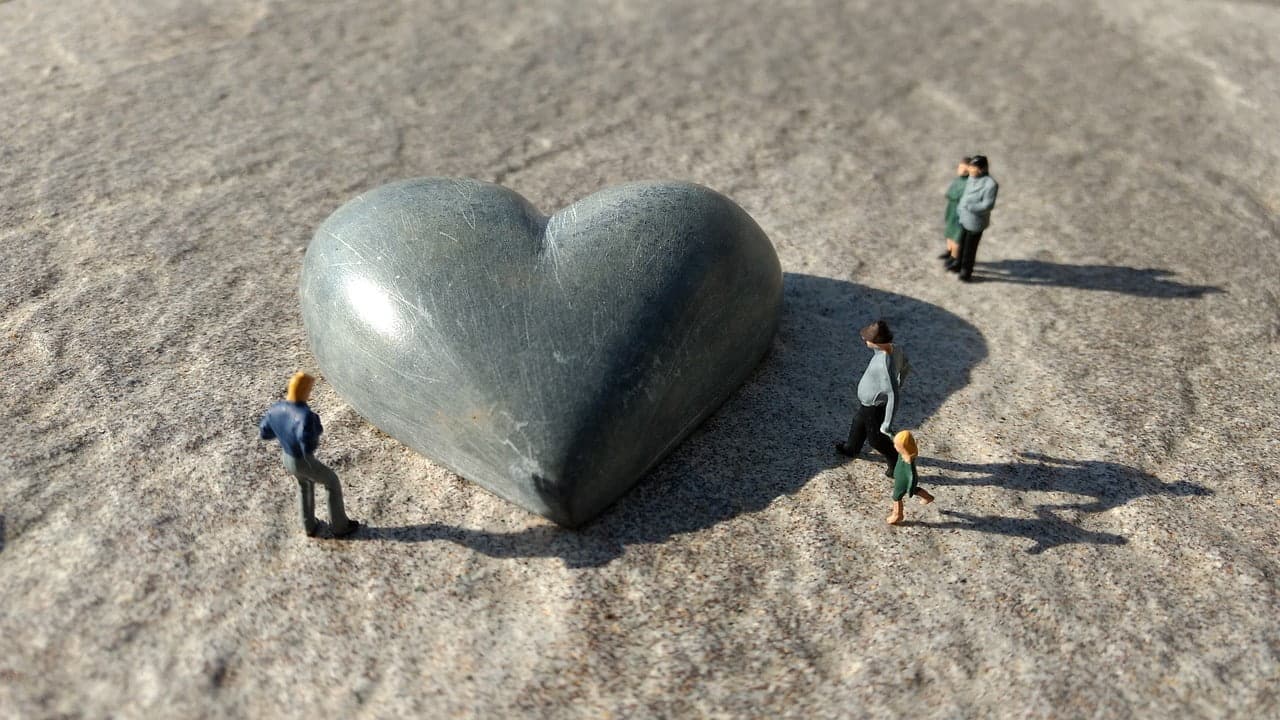 dream meaning Heart breaker