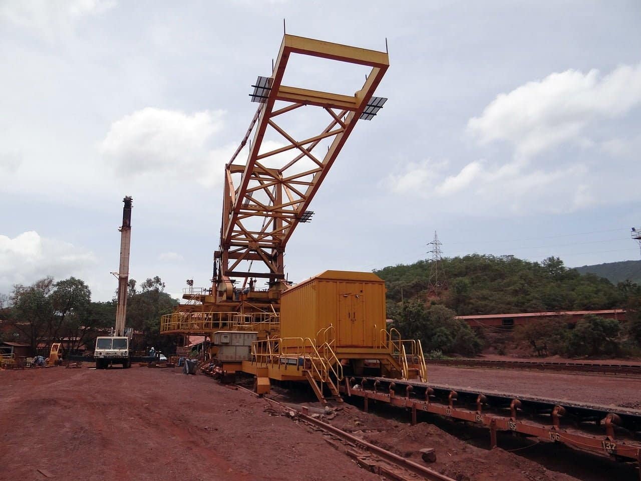 dream meaning Iron ore