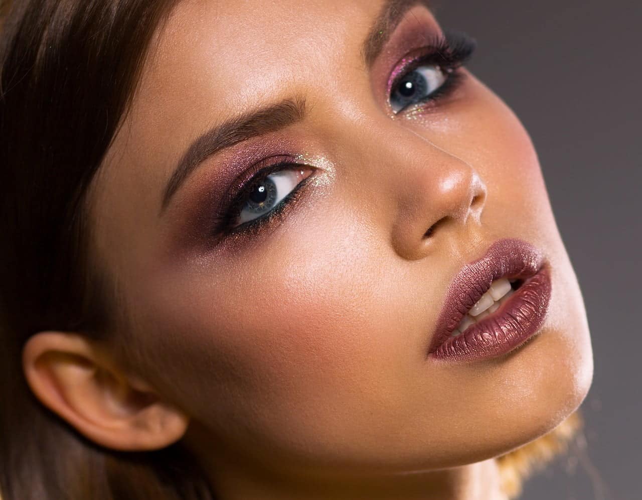dream meaning Make-up