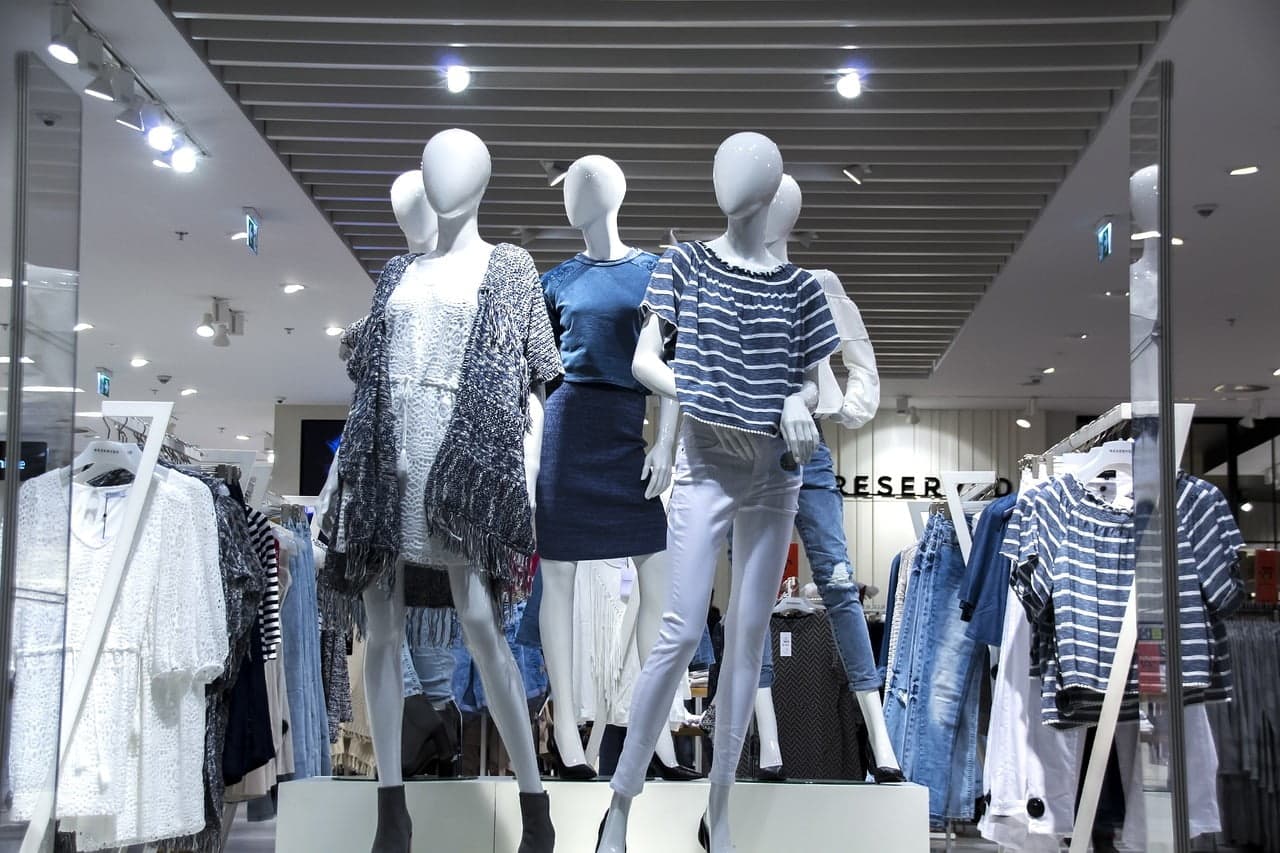 dream meaning Mannequin