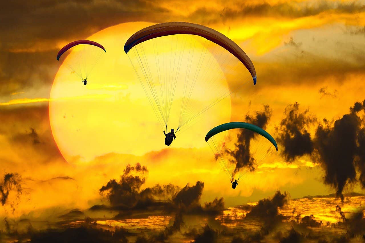 dream meaning Paraglider
