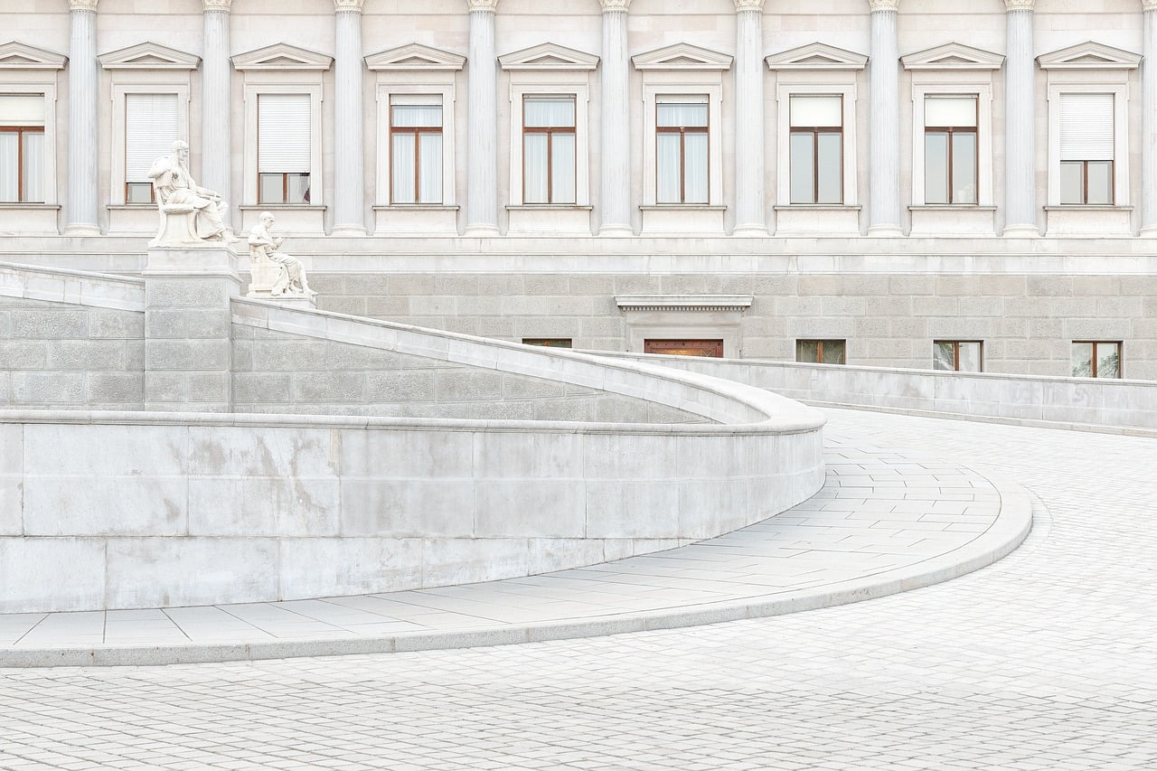 dream meaning Parliament