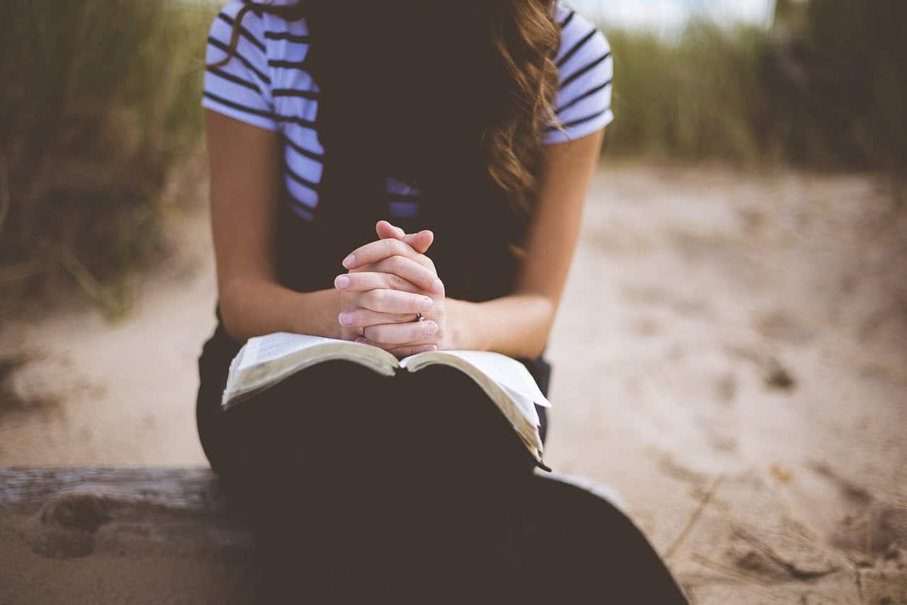 dream meaning Pray