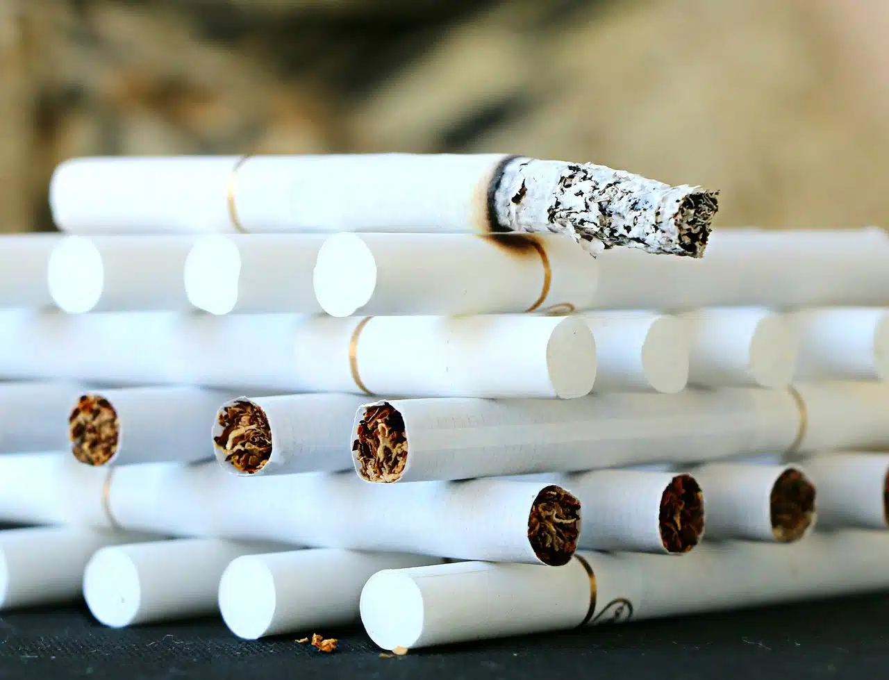 dream meaning Smoke Cigarettes
