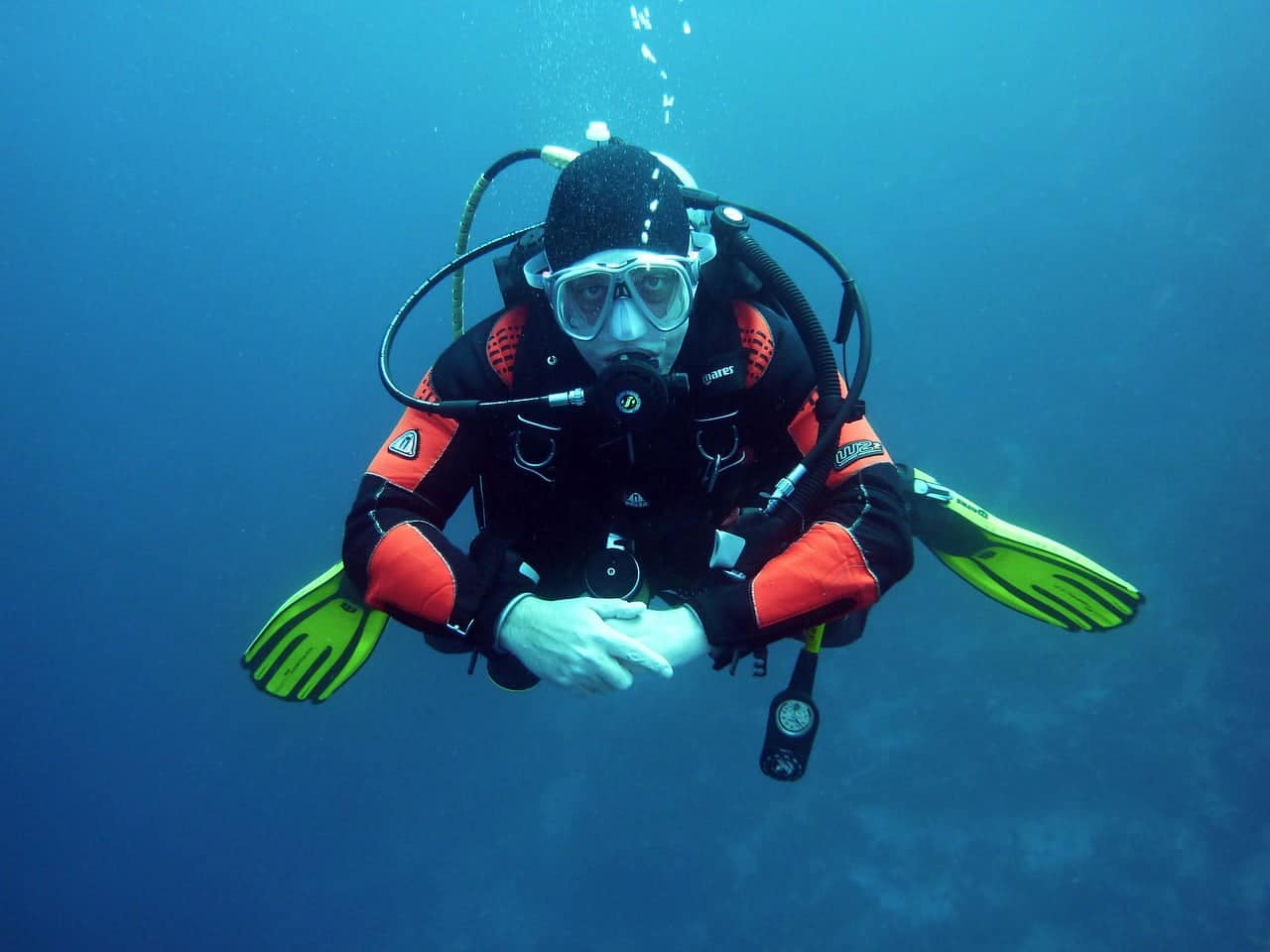 dream meaning Suit