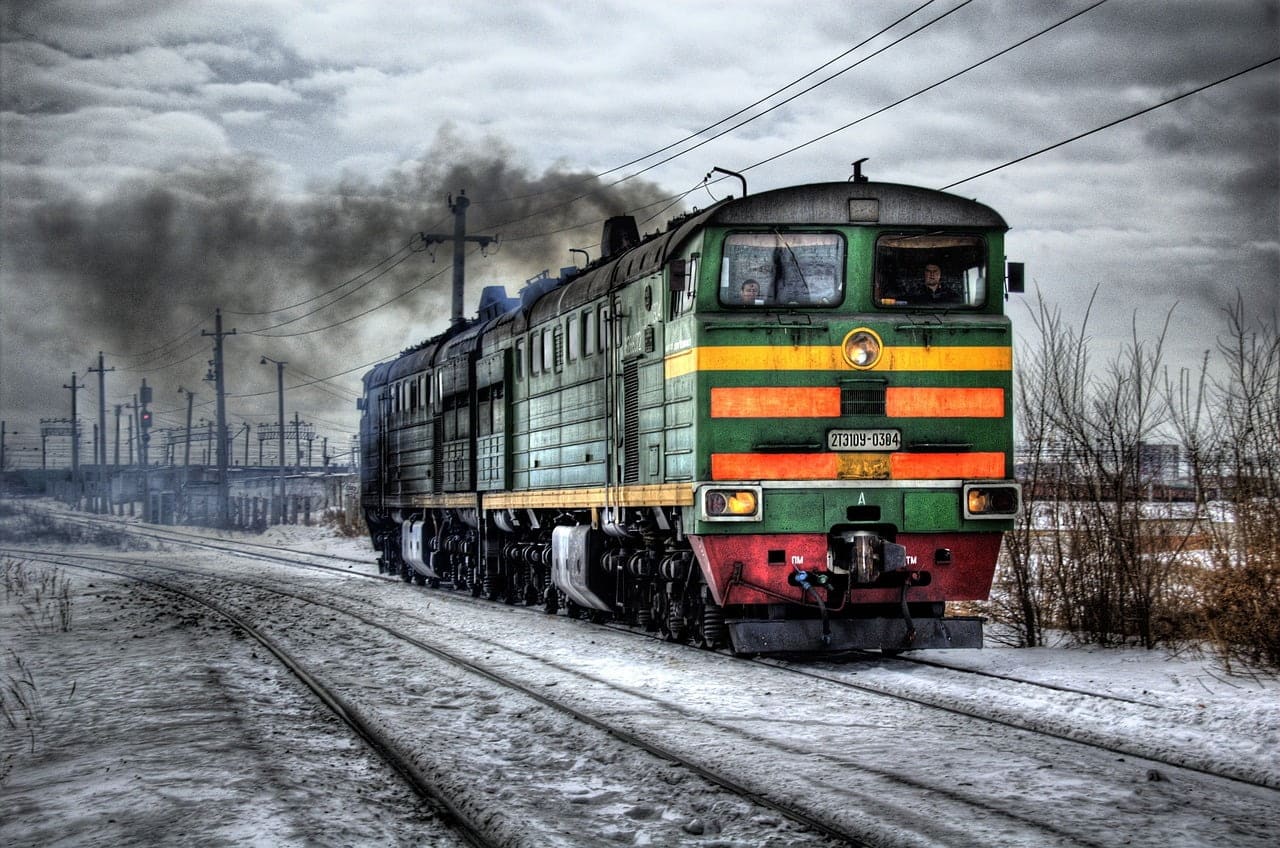 dream meaning Train Tracks