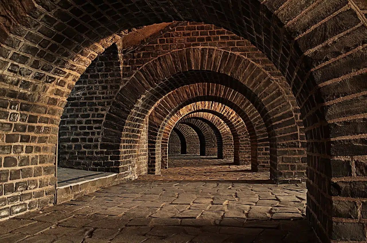 dream meaning Tunnel