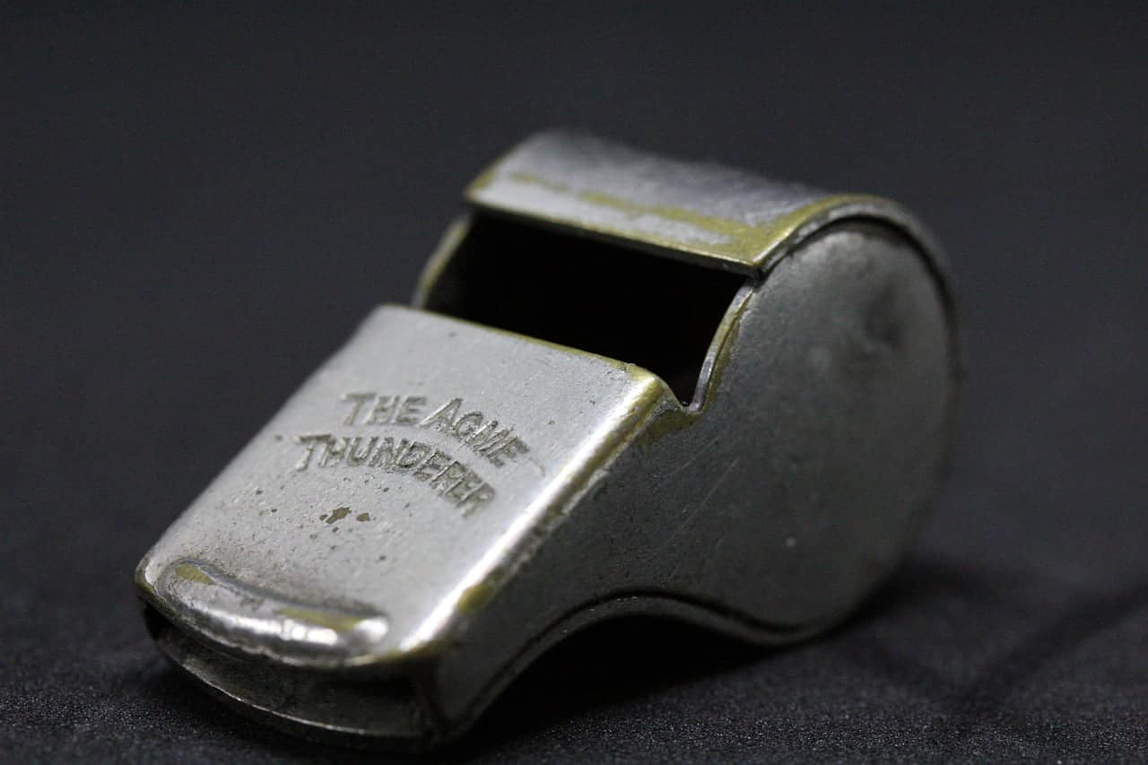 dream meaning Whistle