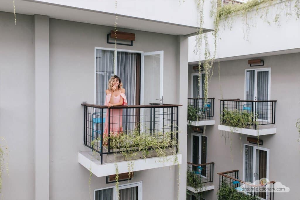 Balcony Dream meaning