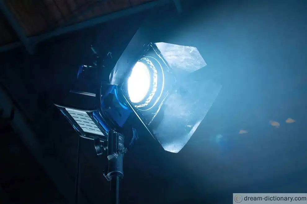 Spotlight Dream meaning